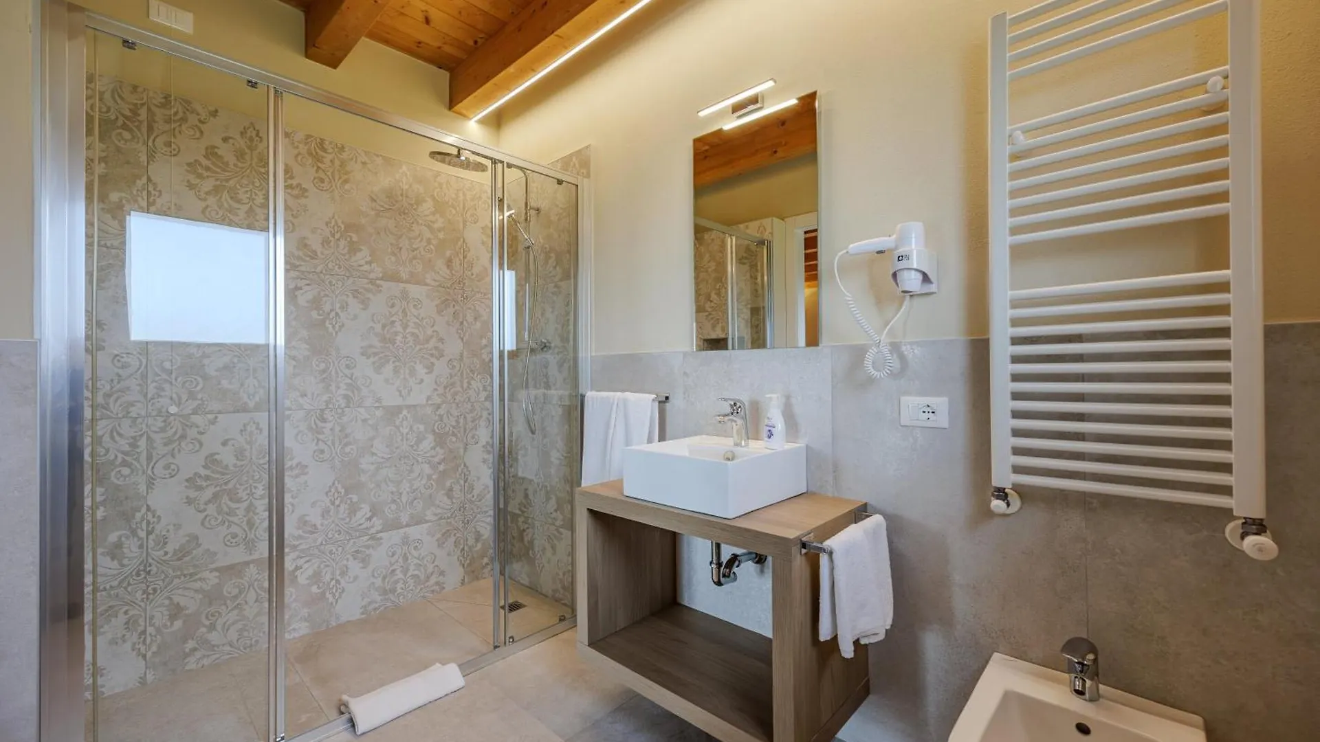 Bed & Breakfast B&B Ca' Marognole Caprino Veronese Italy